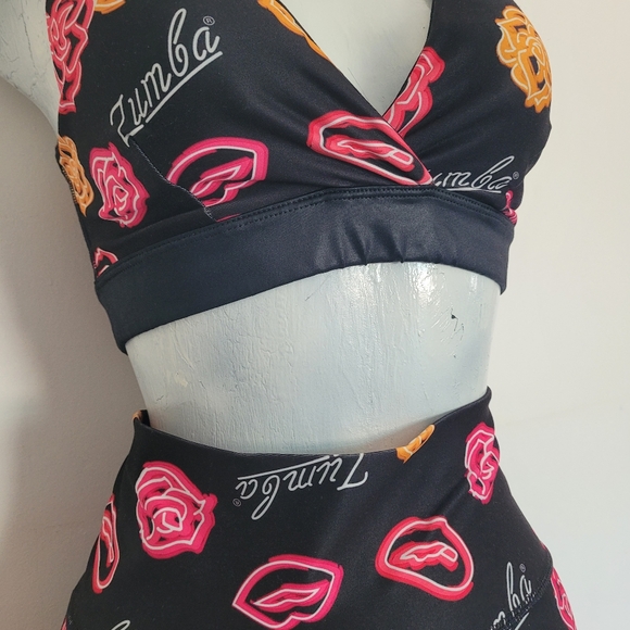 Zumba Outfit Top and Leggings Black with Kisses, Zumba letters M - Picture 5 of 14